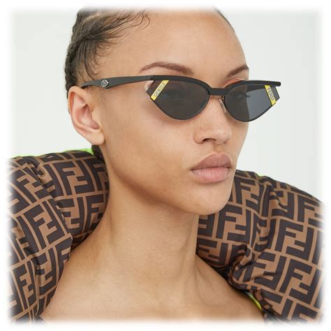 fendi ladies sunglasses|fendi sunglasses catalogue.